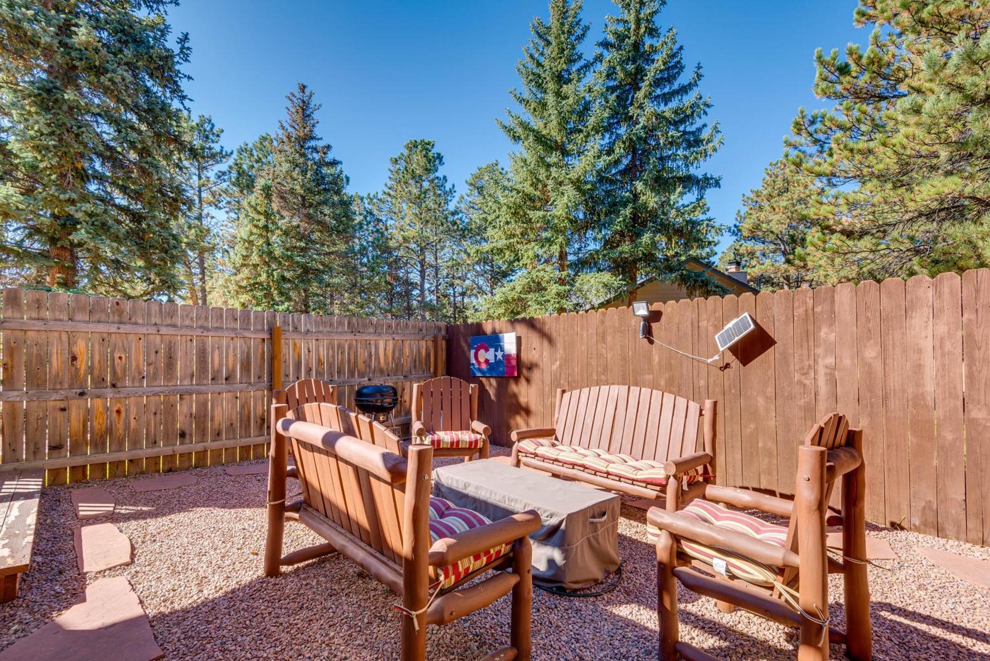 Vila Peaceful Getaway With Private Hot Tub And Mtn Views! Woodland Park Exteriér fotografie